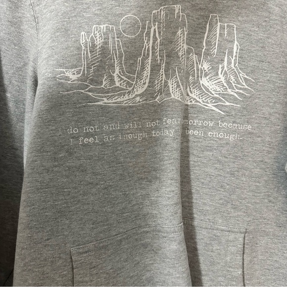 Zach Bryan Sweatshirt - Picture 4 of 4